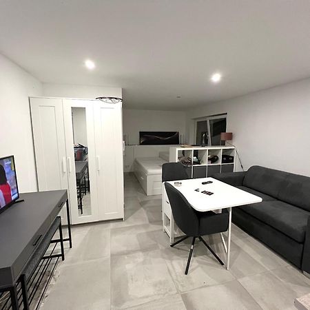 Willkommen In Dagersheim Bei Boeblingen! Gemuetliches 1 Zi Appartement Zum Wohlfuehlen In Einem Angenehmen Umfeld! Esterno foto