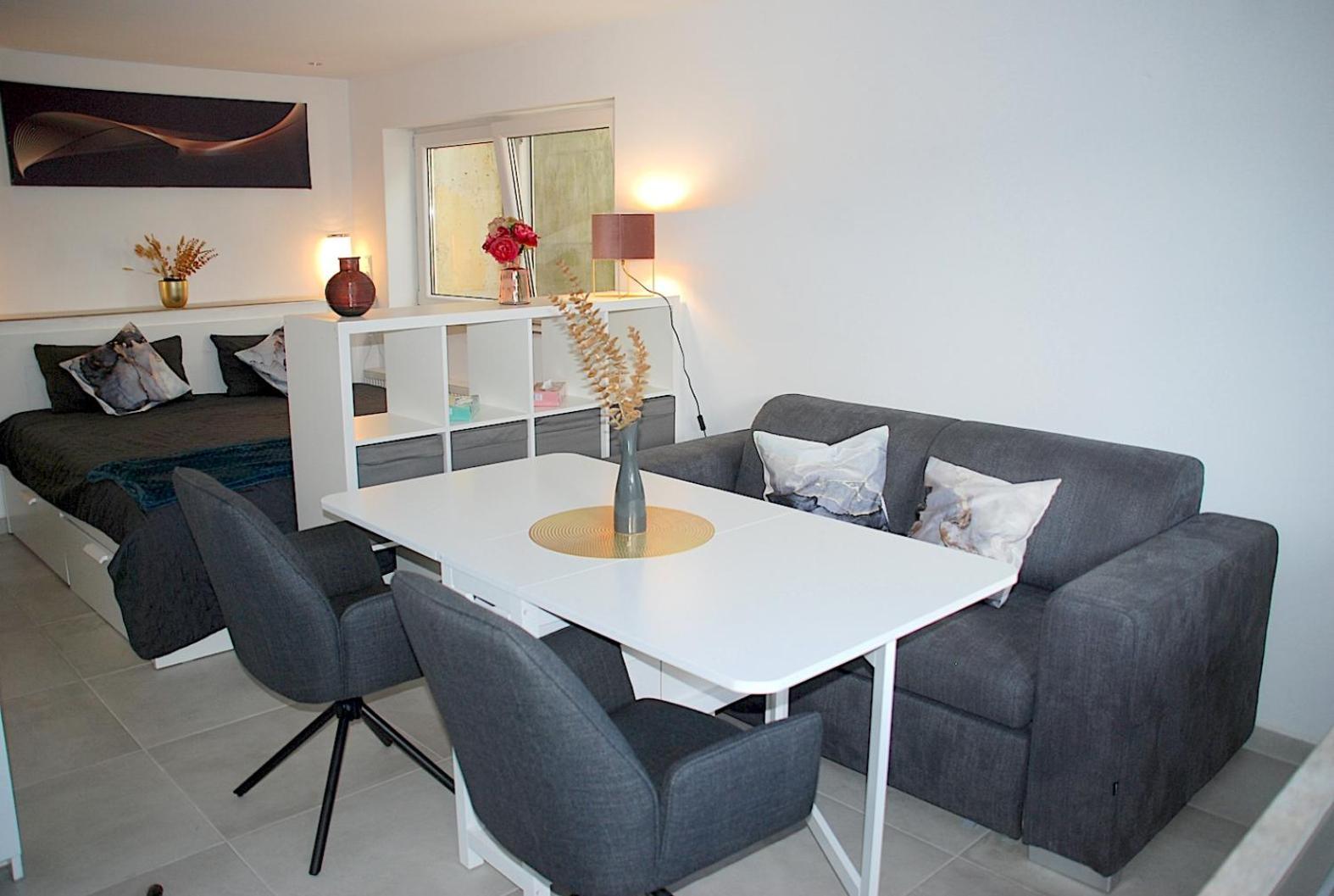 Willkommen In Dagersheim Bei Boeblingen! Gemuetliches 1 Zi Appartement Zum Wohlfuehlen In Einem Angenehmen Umfeld! Esterno foto